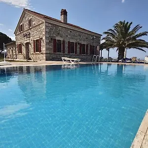 Lavantali Konak Restoran Hotel